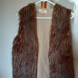Pink Republic Boho Faux Fur Sweater Vest Ladies Med